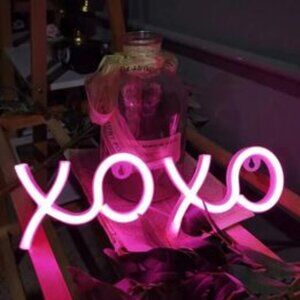 XOXO NEON LED SIGN